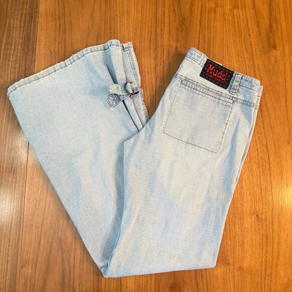 Vintage 90s Y2K Mudd Jeans Size 9 Low Rise Flare Bell Brass Buckle Light Wash - Picture 1 of 15